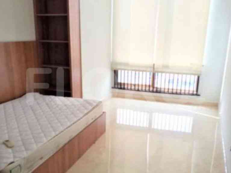 145 sqm, 12th floor, 3 BR apartment for sale in Sudirman 3