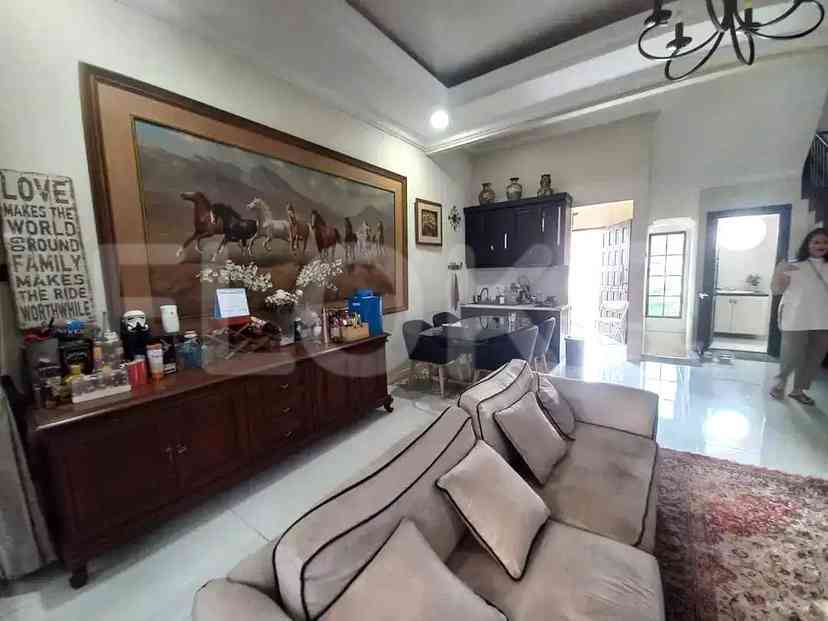 Dijual Rumah 4 BR, Luas 400 m2 di Jl. Petogogan I, Gandaria 5