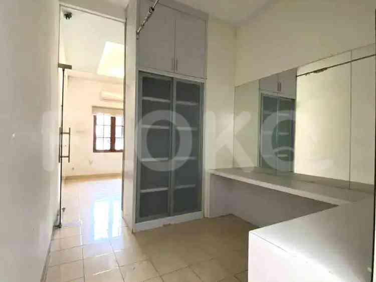 150 sqm, 4 BR house for sale in Jl. Komlek Agama, Cilandak 5