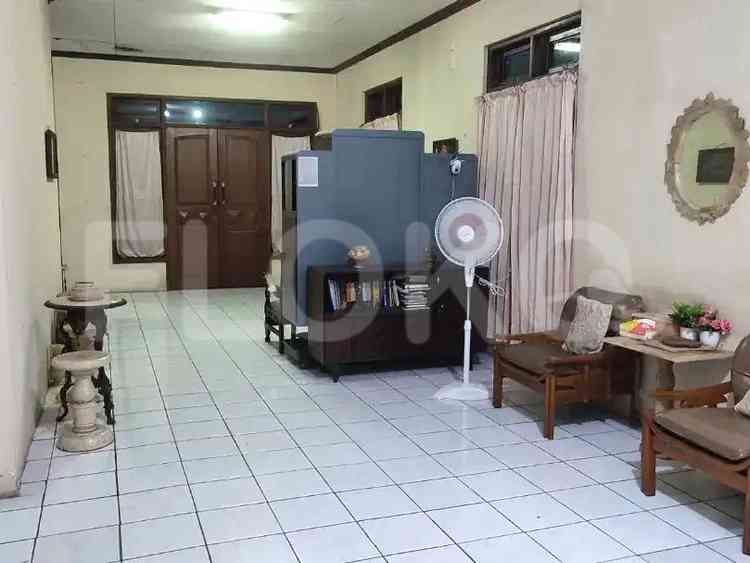 225 sqm, 5 BR house for sale in Jl. H. Awi, Jagakarsa, Ragunan 6