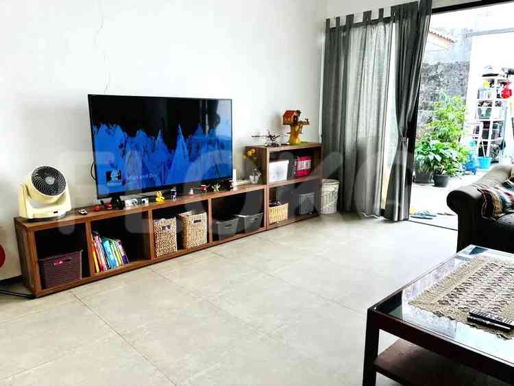 Dijual Rumah 160 BR, Luas 160 m2 di Jl. Mampang Prapatan X, Mampang 6