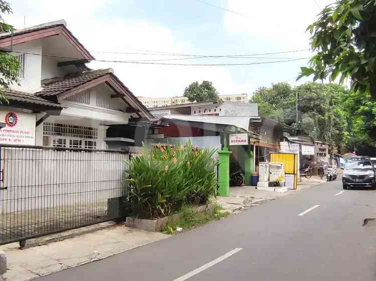 278 sqm, 3 BR house for sale in Jl. Baung Raya, Pasar Minggu 5