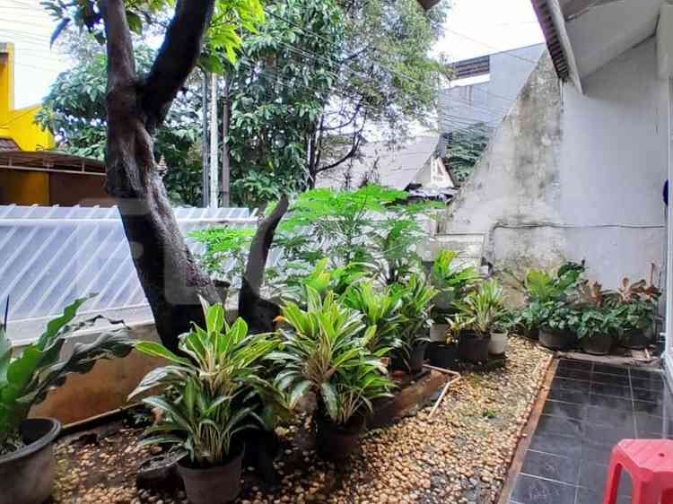 300 sqm, 4 BR house for sale in Haji Nawi, Gandaria 3