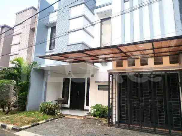 200 sqm, 4 BR house for sale in Jl. Semali, Pejaten 1