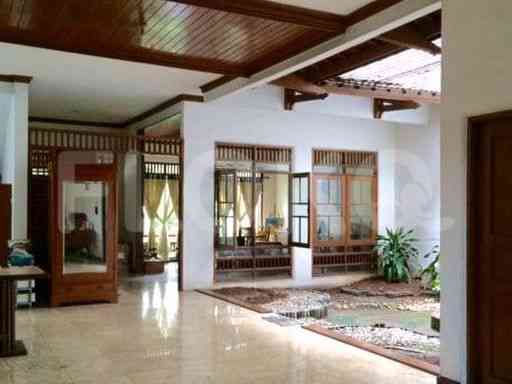 Dijual Rumah 4 BR, Luas 500 m2 di TB Simatupang, TB Simatupang 2