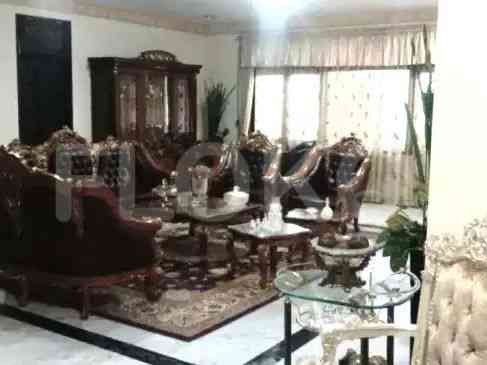 1700 sqm, 11 BR house for sale in Jl. Samali, Pejaten 7