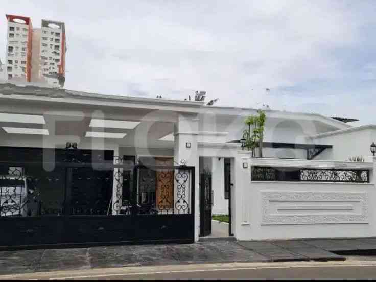 400 sqm, 4 BR house for rent in Jl. Wijaya Kusuma, Cilandak 1