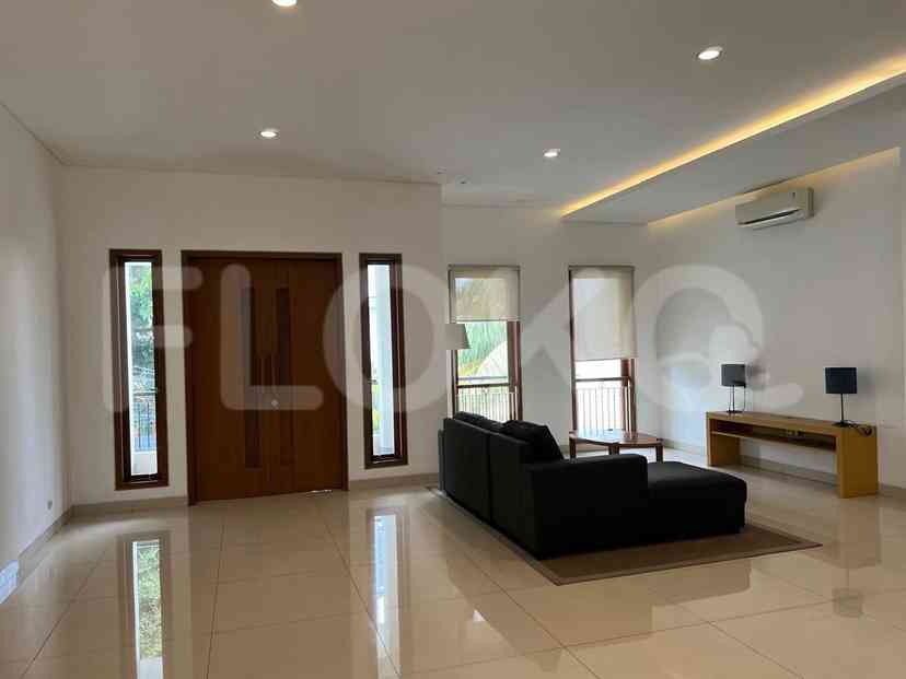 Disewakan Rumah 3 BR, Luas 508 m2 di Menteng, Menteng 2