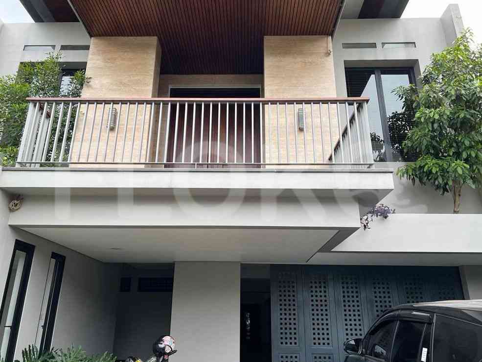 Disewakan Rumah 5 BR, Luas 1000 m2 di Jl. Syamsul Rizal, Menteng 1