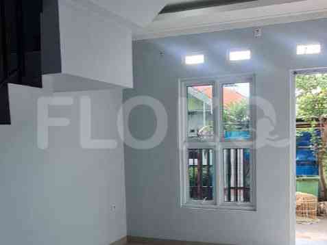 Dijual Rumah 2 BR, Luas 40 m2 di Salemba, Salemba 1