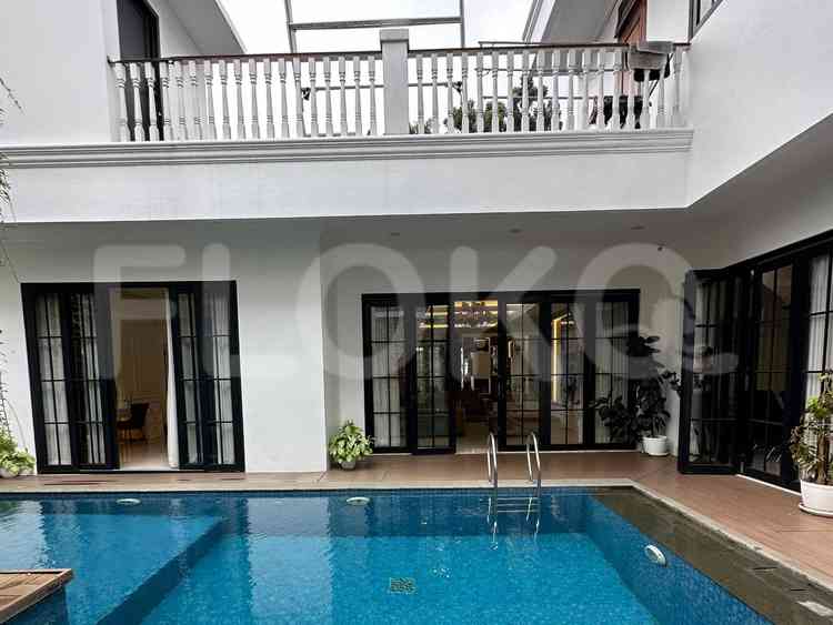 Dijual Rumah 5 BR, Luas 600 m2 di Senopati, Senopati 10