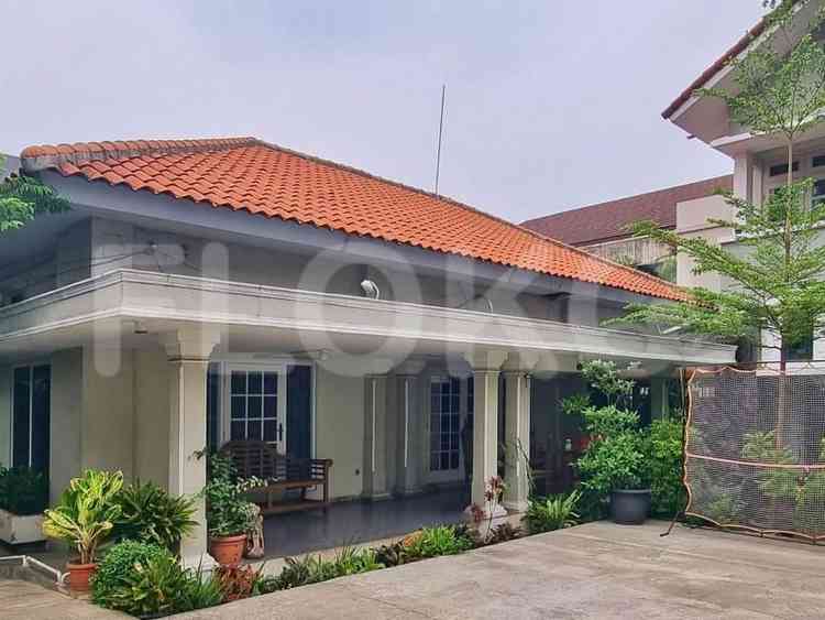 Dijual Rumah 5 BR, Luas 650 m2 di Salemba, Salemba 1