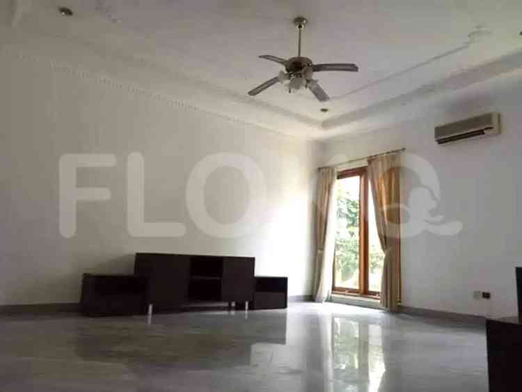 700 sqm, 4 BR house for sale in Jl. Kenanga, Cilandak 9