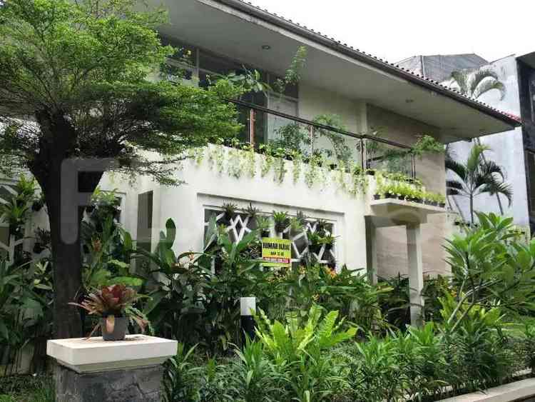 632 sqm, 4 BR house for sale in Jl. Kenanga Kavling B3, Pasar Minggu 7