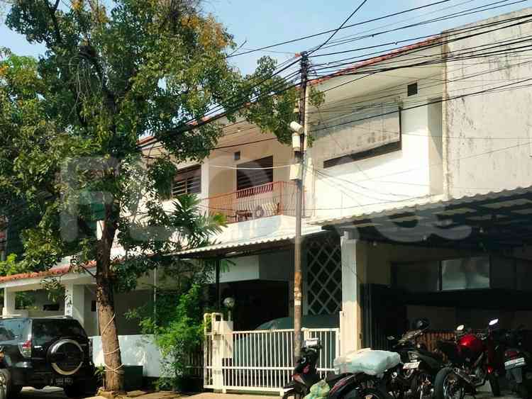 Dijual Rumah 4 BR, Luas 500 m2 di Palmerah, Palmerah 2