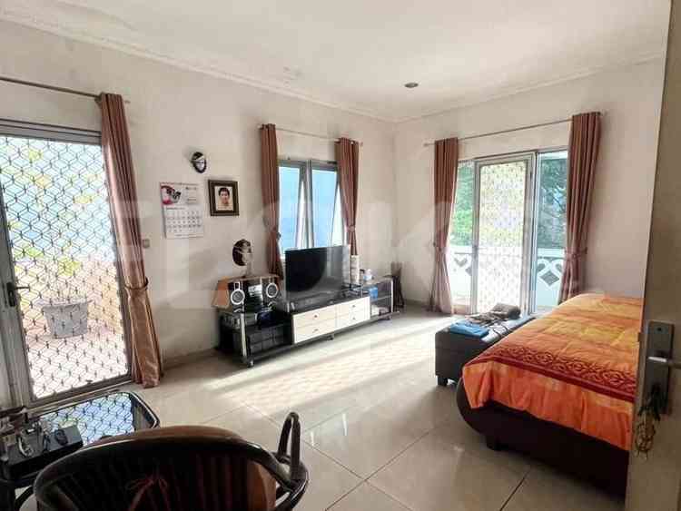 315 sqm, 4 BR house for sale in PIK 1, Kamal Muara 5