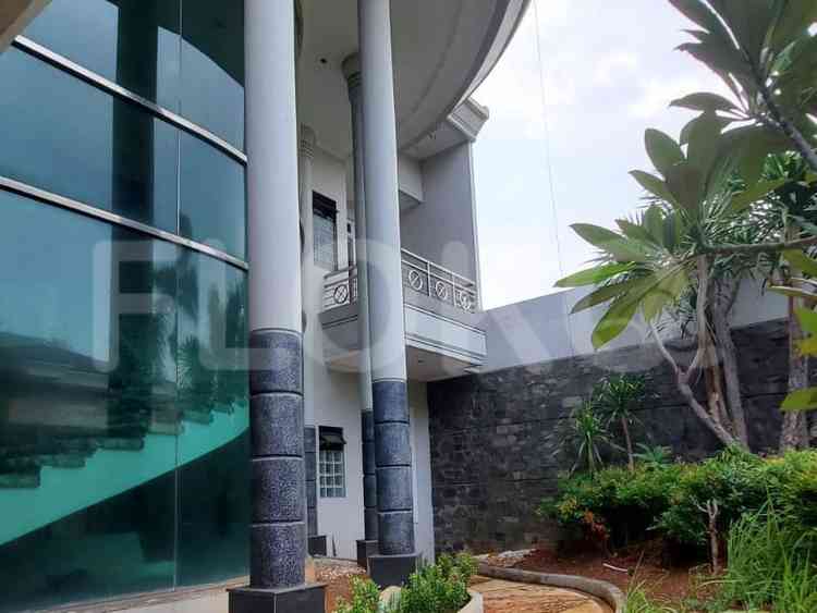 1000 sqm, 5 BR house for sale in Gading Villa, Kelapa Gading 2