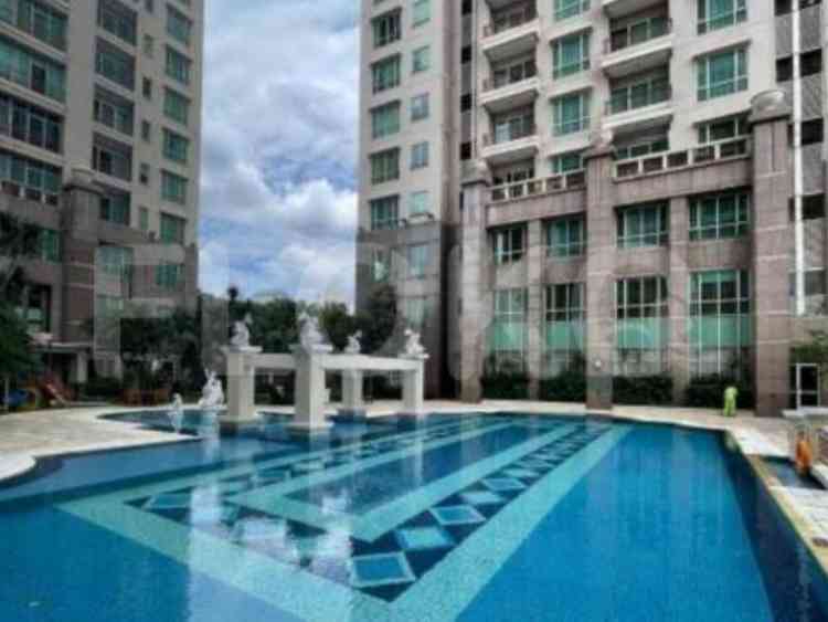 252 sqm, 6th floor, 4 BR apartment for sale in Kebayoran Lama 1