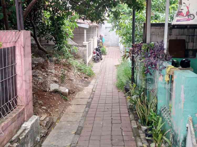 100 sqm, Land for Sale in Jl Mampang, Pancoran Mas 4