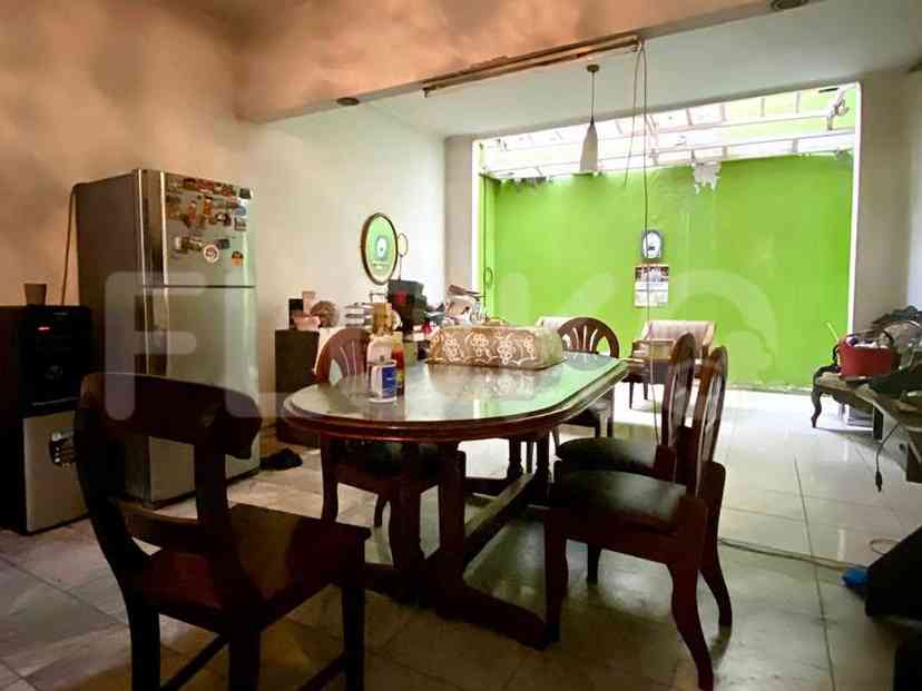 342 sqm, 4 BR house for sale in Petukangan, Ciputat 5