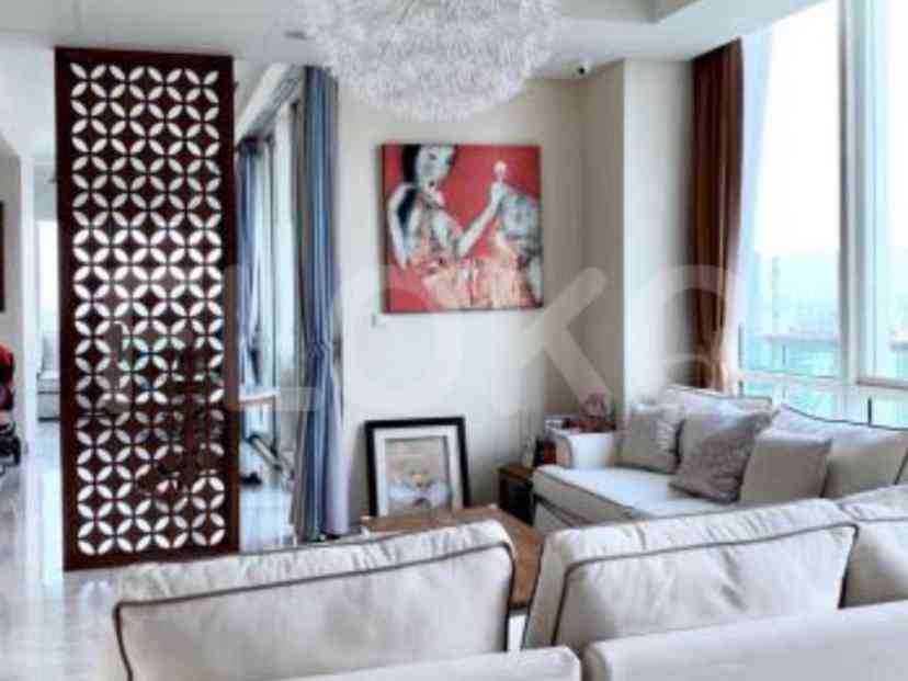 447 sqm, 35th floor, 4 BR apartment for sale in Sudirman 5