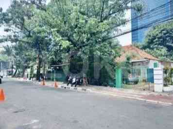 694 sqm, Land for Sale in Jl Plaju, Thamrin 1