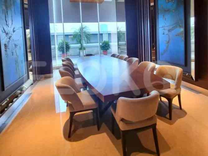 127 sqm, 15th floor, 2 BR apartment for sale in Gandaria 6