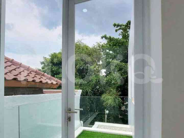 Dijual Rumah 4 BR, Luas 603 m2 di Pondok Indah, Pondok Indah 8