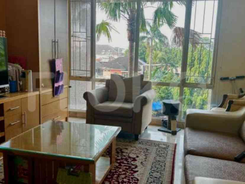 92 sqm, 2nd floor, 2 BR apartment for sale in Kebayoran Lama 1