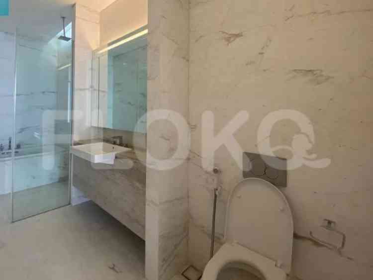 147 sqm, 21st floor, 3 BR apartment for sale in TB Simatupang 6