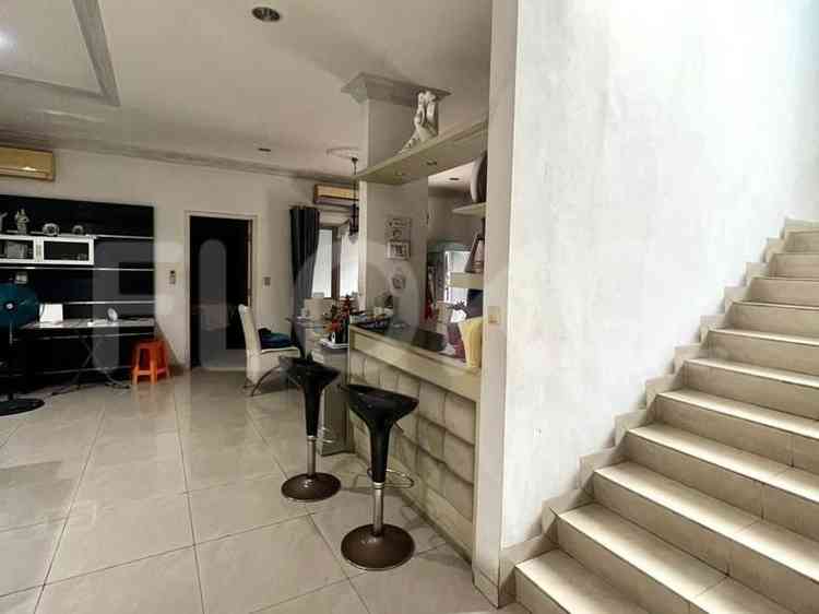 315 sqm, 4 BR house for sale in PIK 1, Kamal Muara 3