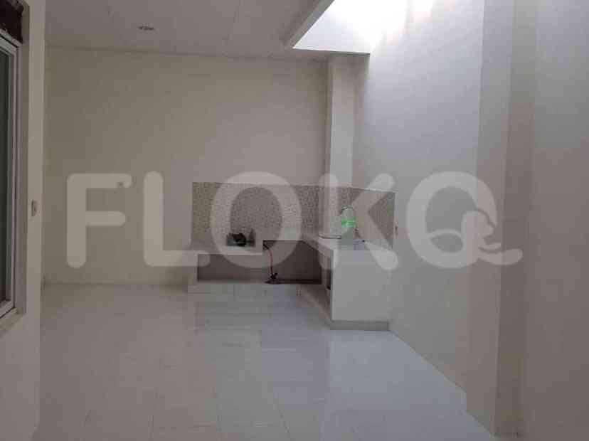 Dijual Rumah 2 BR, Luas 100 m2 di Serpong, Gading Serpong 5