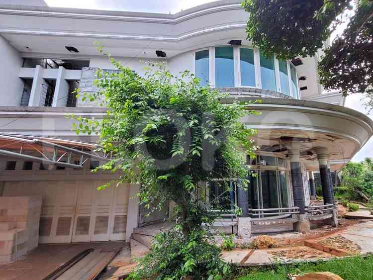 Dijual Rumah 5 BR, Luas 1000 m2 di Gading Villa, Kelapa Gading 1