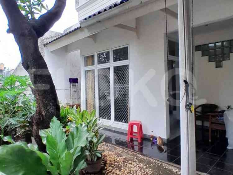 Dijual Rumah 4 BR, Luas 300 m2 di Haji Nawi, Gandaria 2