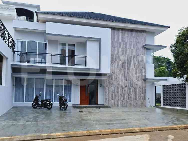 300 sqm, 5 BR house for sale in Sentul City, Bogor 1