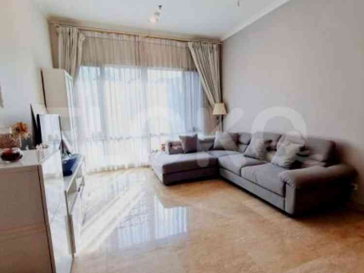 95 sqm, 3rd floor, 2 BR apartment for sale in Kebayoran Lama 5