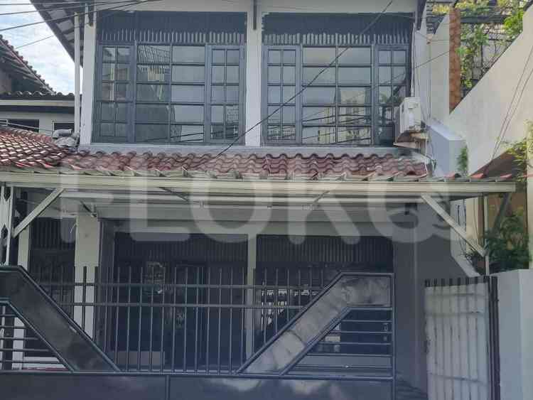 160 sqm, 3 BR house for rent in Kelapa Gading, Kelapa Gading 1