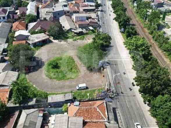 1800 sqm, Land for Rent in Jl Raya Utama, Lenteng Agung 2