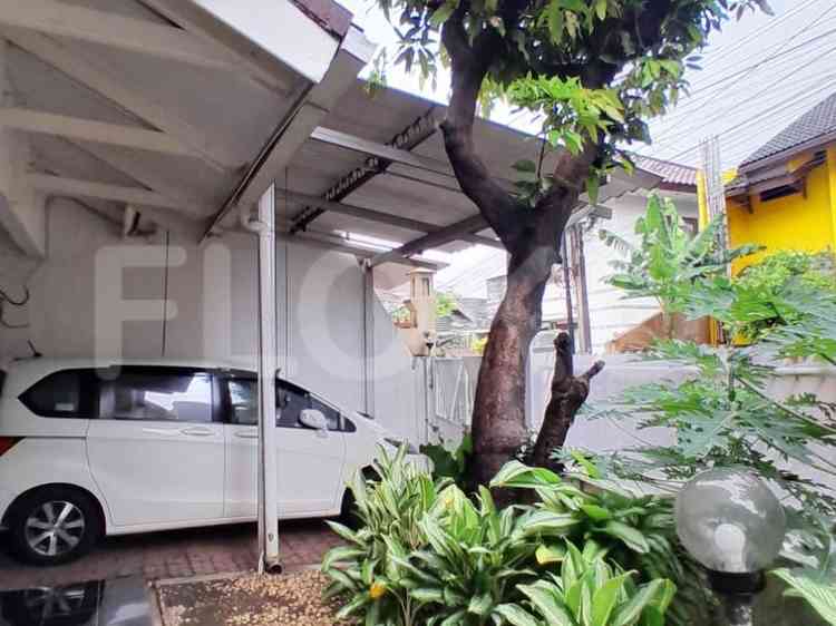 300 sqm, 4 BR house for sale in Haji Nawi, Gandaria 4