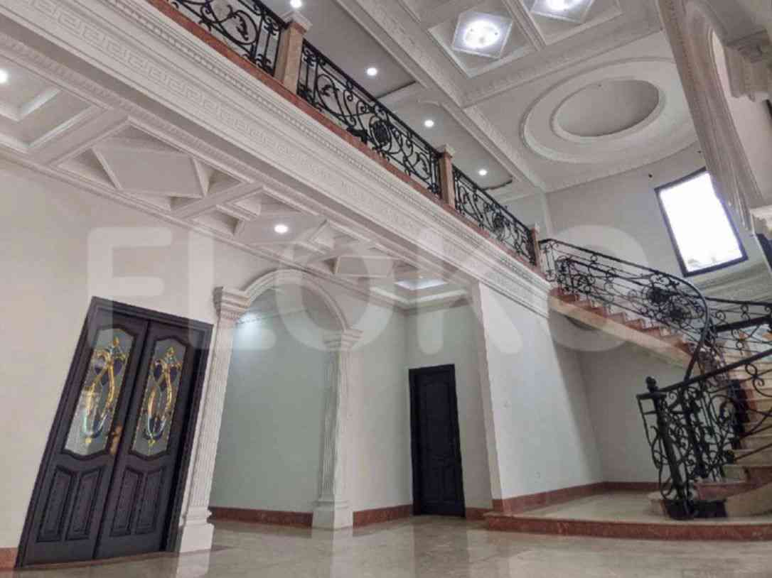 1585 sqm, 9 BR house for rent in Menteng, Menteng 4