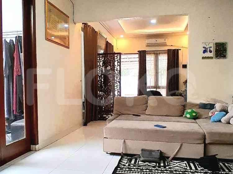 Dijual Rumah 4 BR, Luas 185 m2 di Ciputat, Ciputat 4