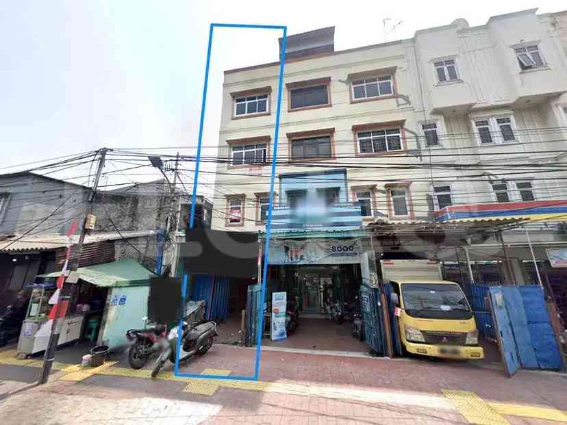 203 sqm, shophouse for sale in Jembatan Besi Raya Tambora, Duri 1