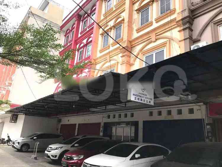 270 sqm, shophouse for sale in Cideng Roxy, Gambir, Gajah Mada 1