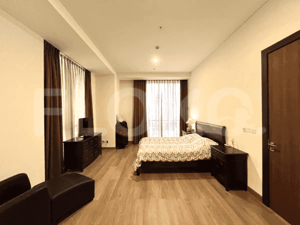 170 sqm, 20th floor, 2 BR apartment for sale in Gandaria 6