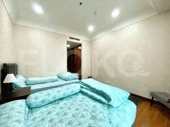 303 sqm, 18th floor, 3 BR apartment for sale in Gandaria 6