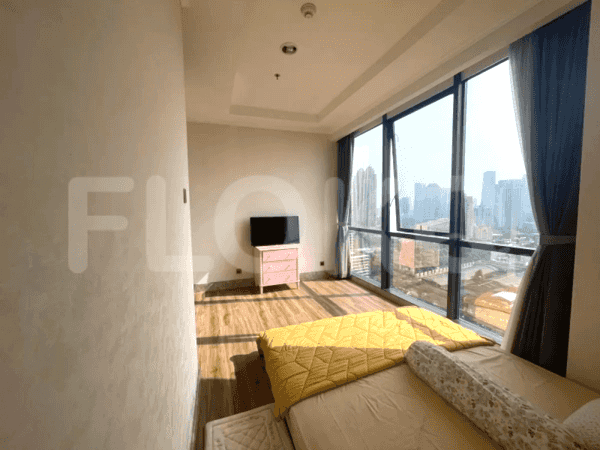 228 sqm, 10th floor, 3 BR apartment for sale in Senopati 5