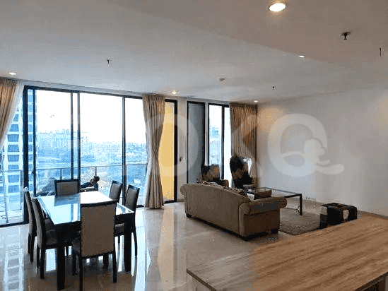 199 sqm, 8th floor, 3 BR apartment for sale in TB Simatupang 1