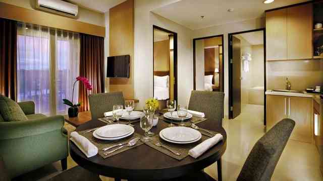 Sewa Apartemen Atria Residence Paramount