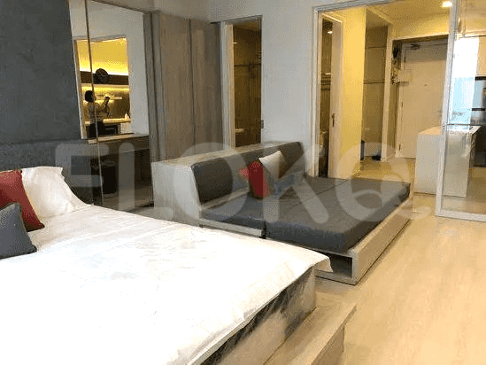 Dijual Apartemen 1 BR, Lantai 7, Luas 64 m2 di Sudirman 2