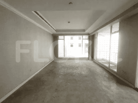 181 sqm, 17th floor, 3 BR apartment for sale in Tanah Abang 1